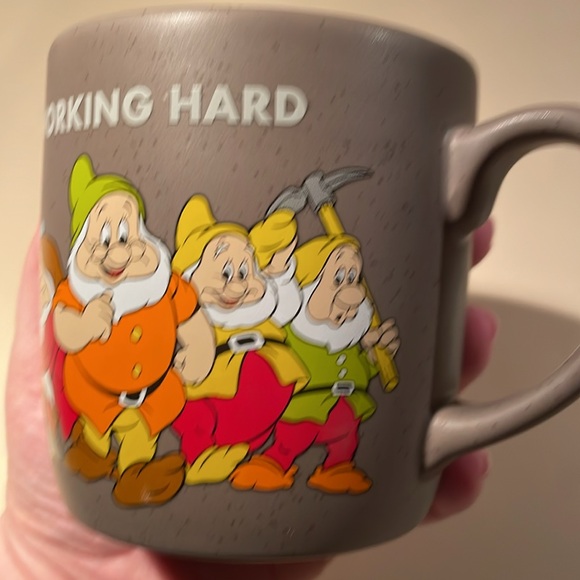 DISNEY UEC Snow White Seven Dwarfs Working Hard Hardly Working Coffee Mug - Picture 11 of 11